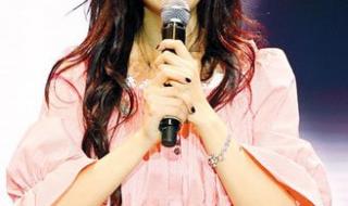 张靓颖美国脱口秀